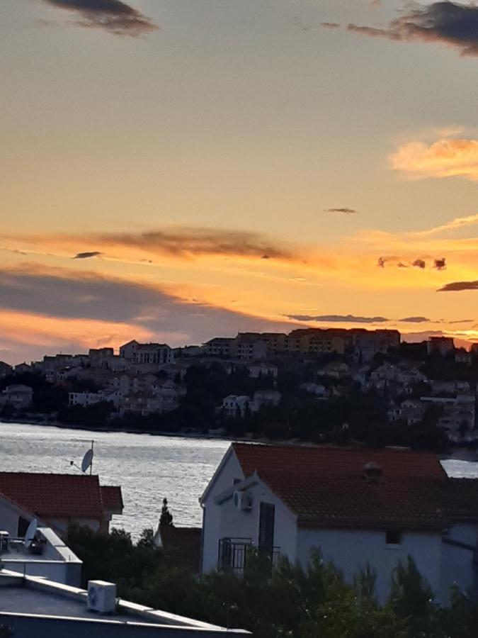 Varazdinci Rogoznica  Buitenkant foto