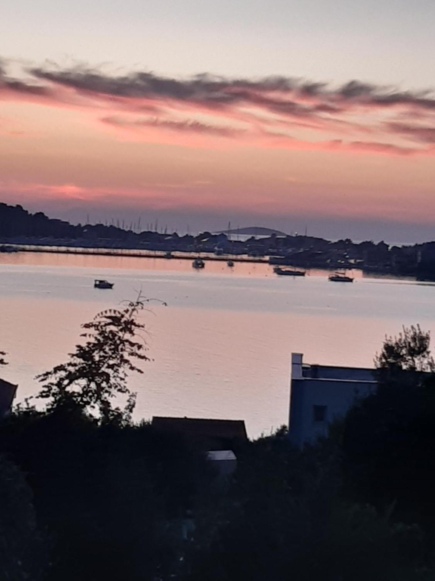 Varazdinci Rogoznica  Buitenkant foto