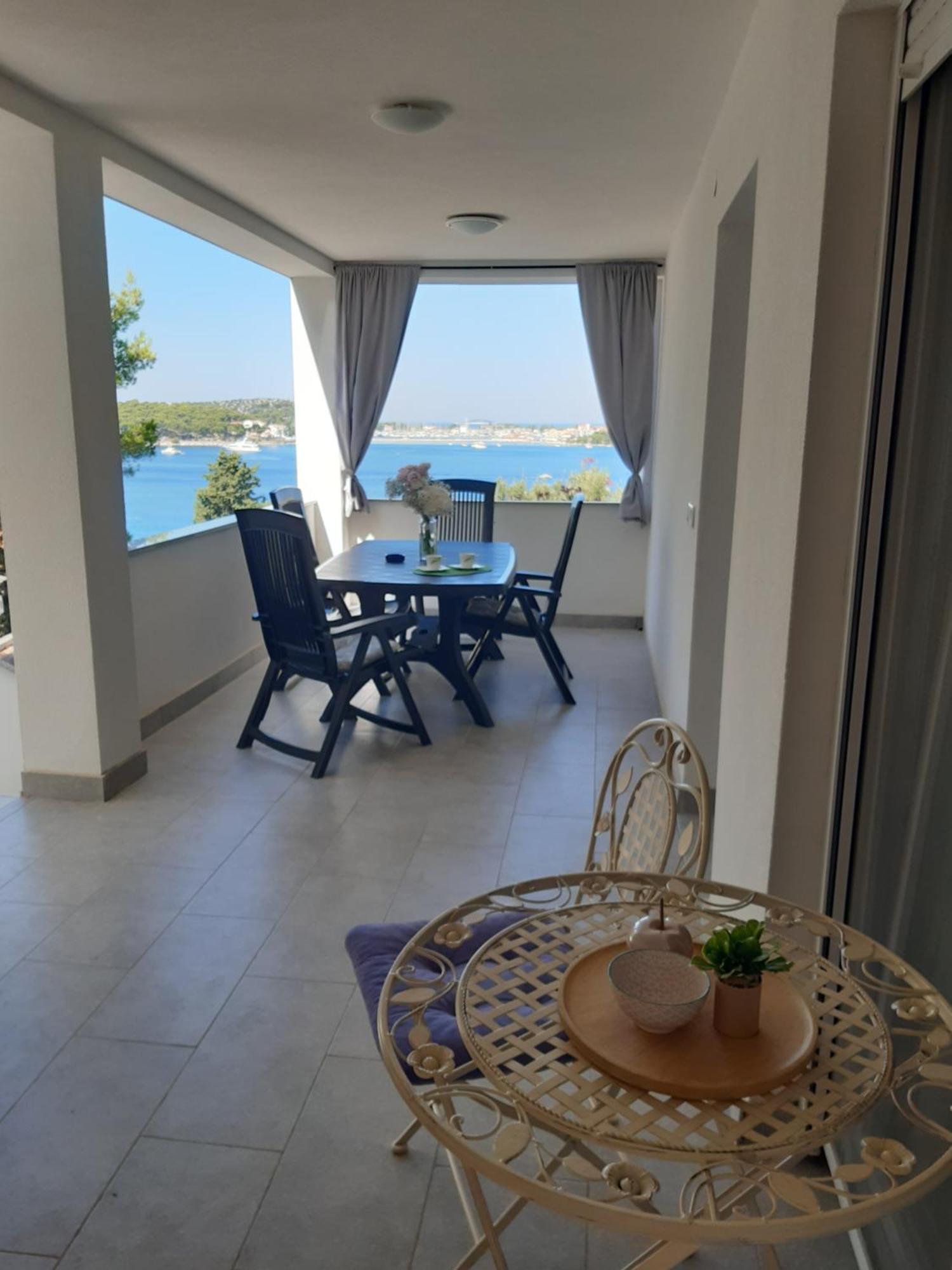 Varazdinci Rogoznica  Buitenkant foto