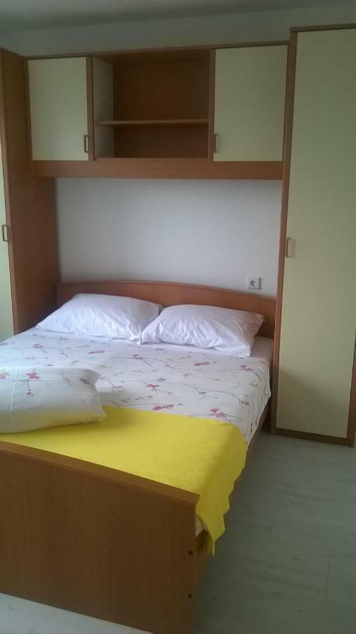 Varazdinci Rogoznica  Buitenkant foto